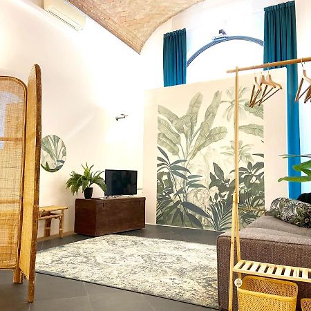 The Jungle Apartment Parma Exterior foto